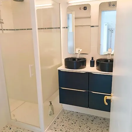 شقة T1 Bis Neuf Avec Petite A 150m De La